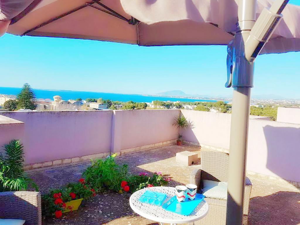 Acquamarina Apartment With Terrace Марсала Екстериор снимка